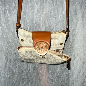 Michael Kors Crossbody bag